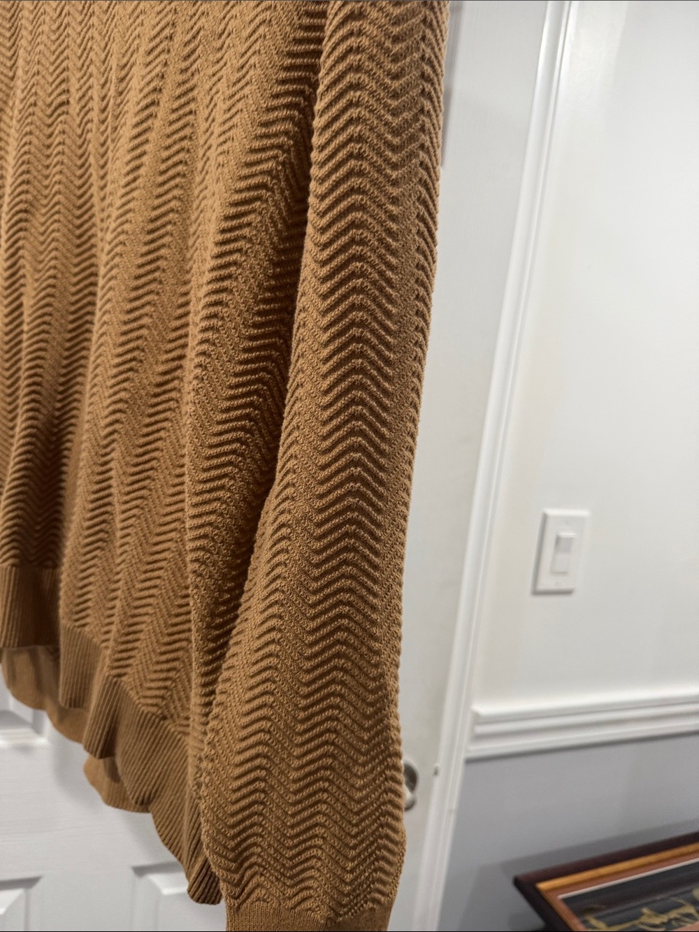 Goodfellow & Co Men’s Camel Chevron V-Neck Polo Sweater - Picture 3 of 5